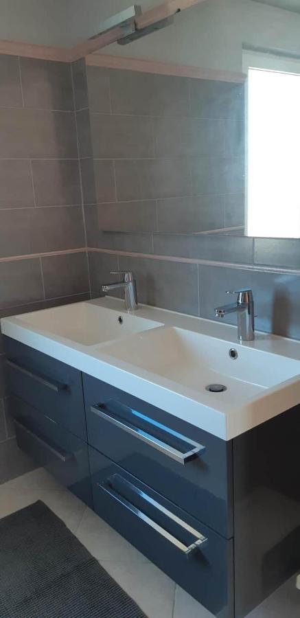 Apartament Casa Da Dina Suni Zewnętrze zdjęcie