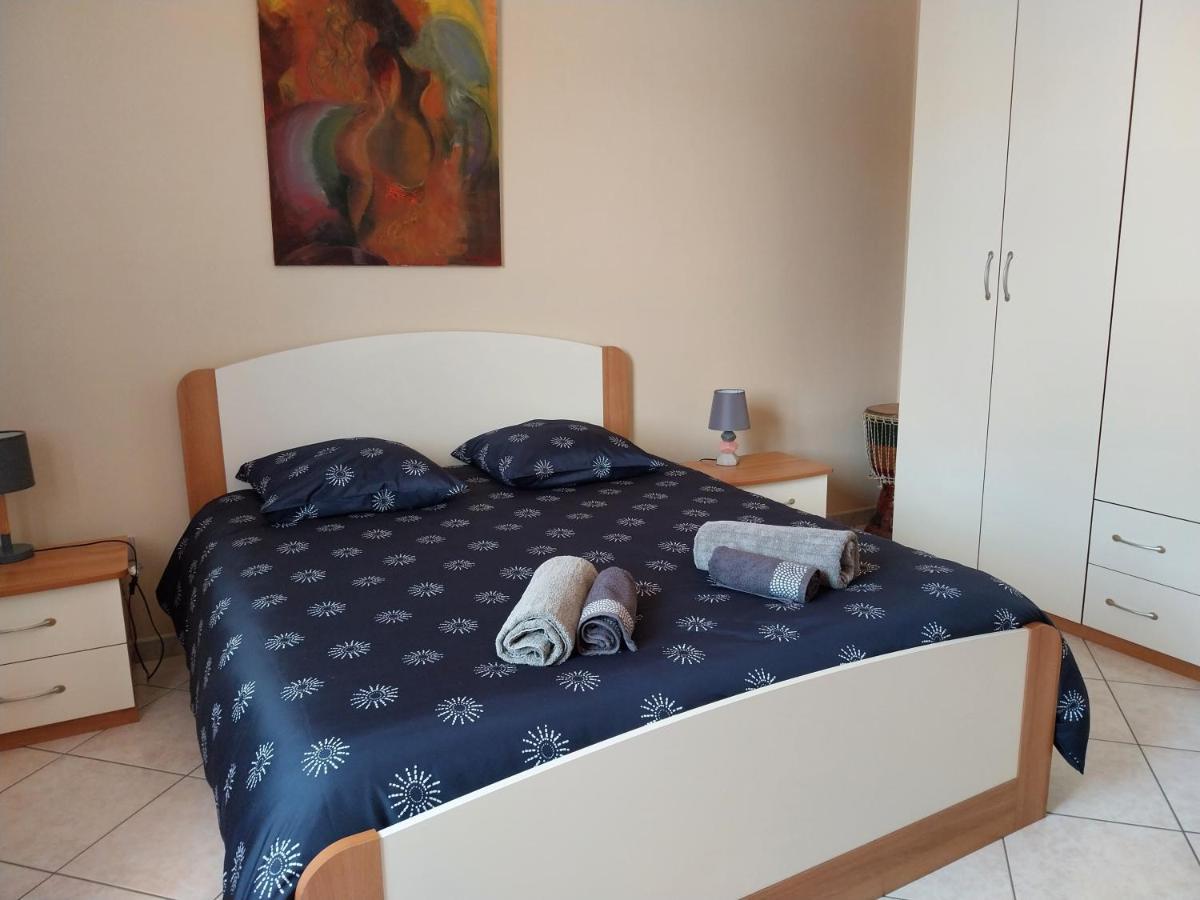 Apartament Casa Da Dina Suni Zewnętrze zdjęcie